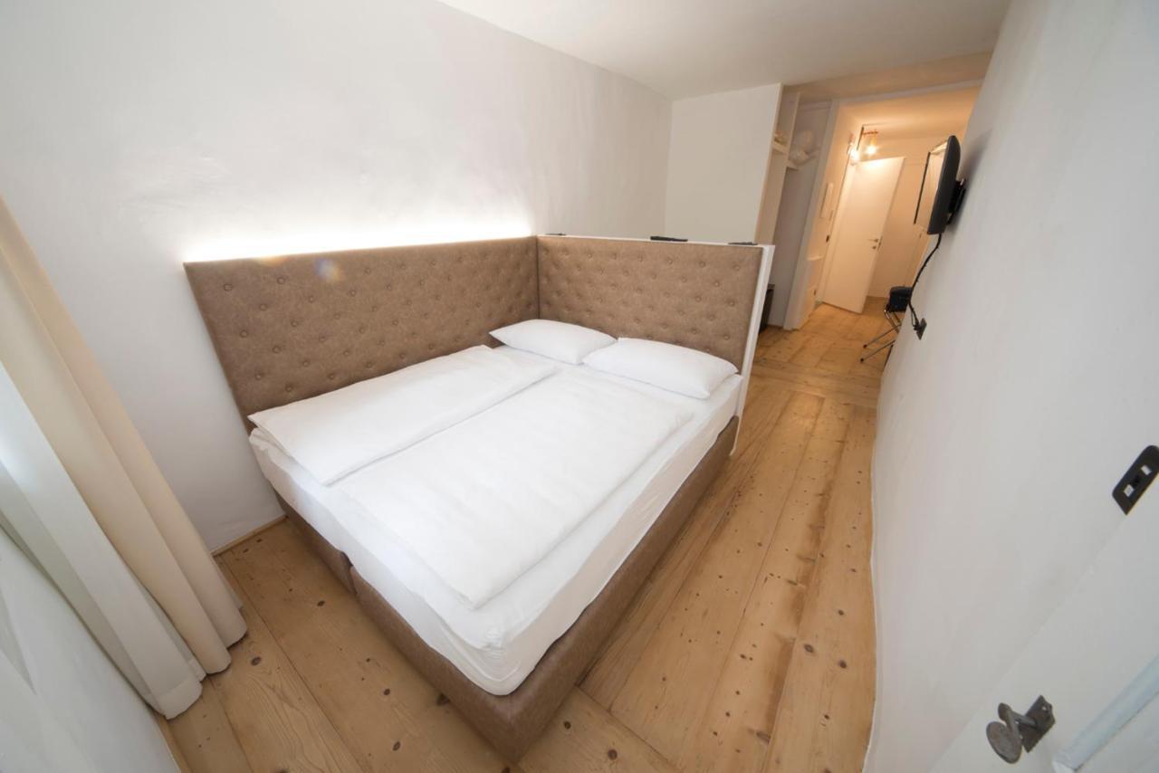 بولزانو Sir Thomas Bed And More المظهر الخارجي الصورة